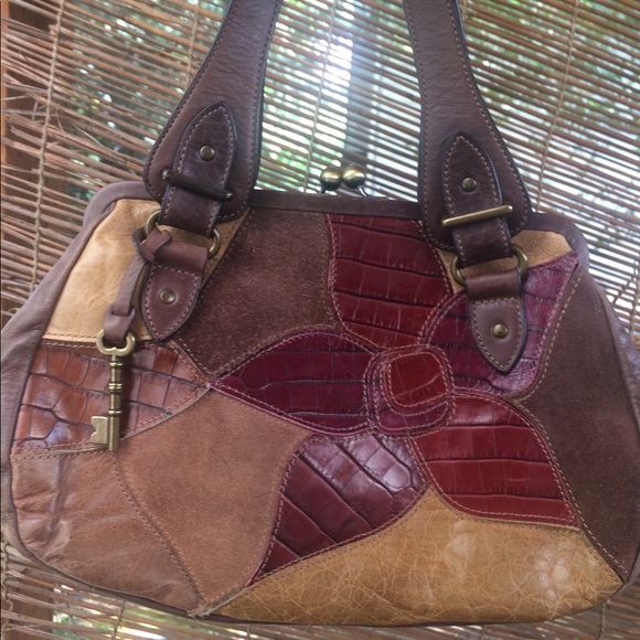 Fossil Handbag with Flower - Picture 2 of 2